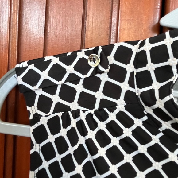 PerCeption Concept Black White Geometric Zippered Sleeveless Tank Blouse Size L - Picture 4 of 8